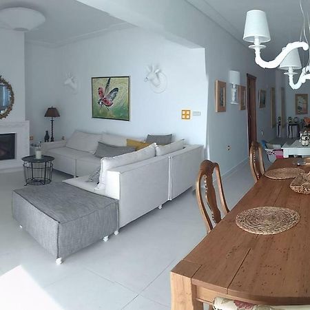 Loutraki Μοναδικής Θέσης Διαμέρισμα Στη Θάλασσα Bagian luar foto